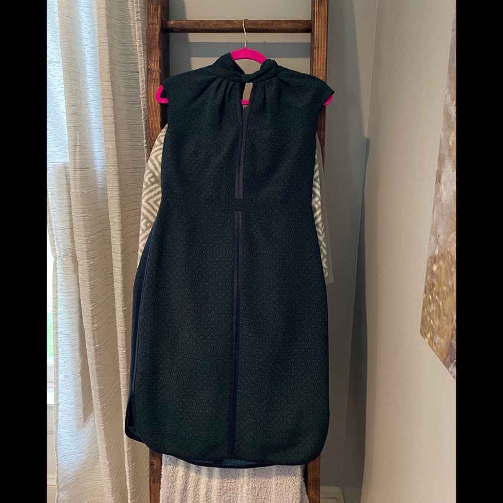 Tory Burch sheath dress - navy & green pattern with keyhole detailing -8
